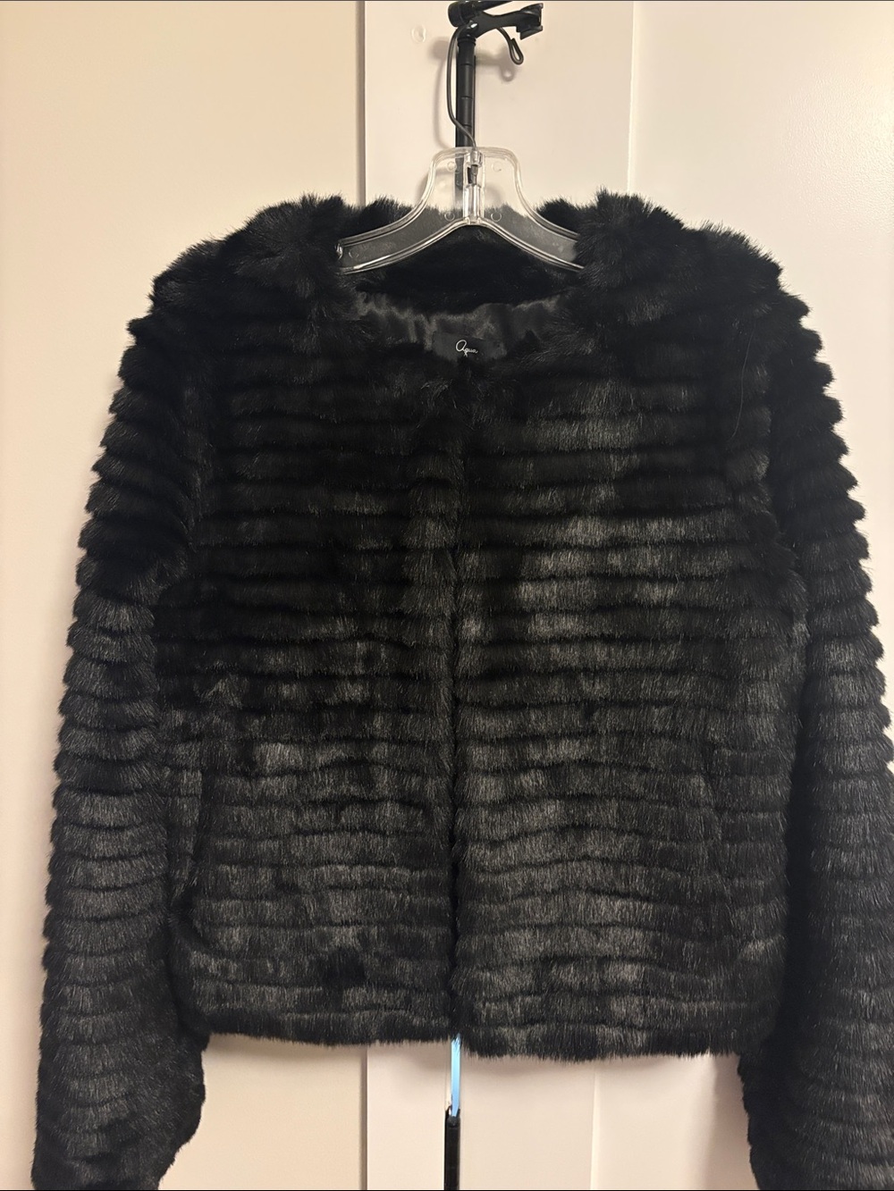 Aqua Black Faux Fur Cropped Jacket - Women